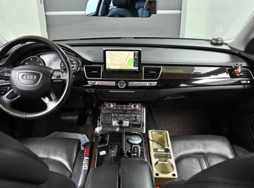 아우디 A8 3.0 TDI 콰트로 LWB 사진 7