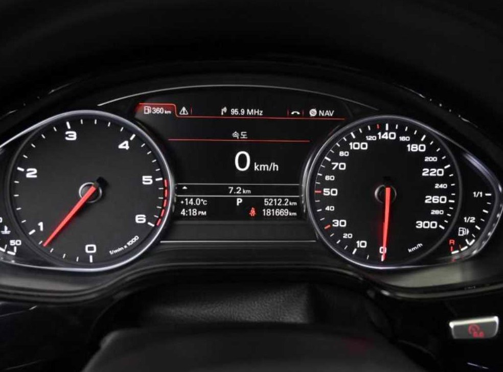 아우디 A8 3.0 TDI 콰트로 LWB 사진 8