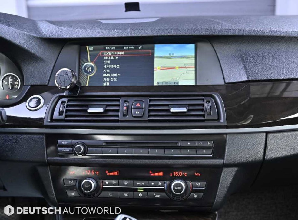 BMW 5시리즈 520d 사진 14