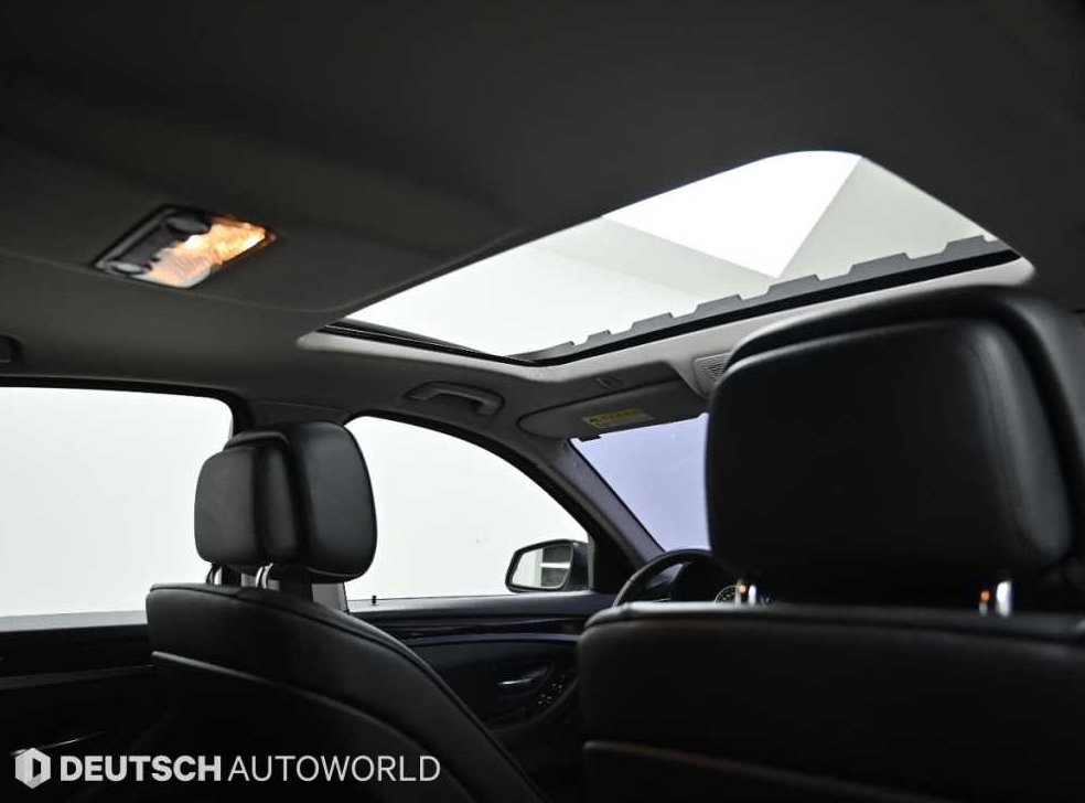 BMW 5시리즈 520d 사진 19