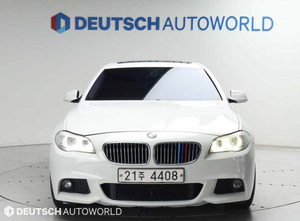 BMW 5시리즈 520d 사진 3