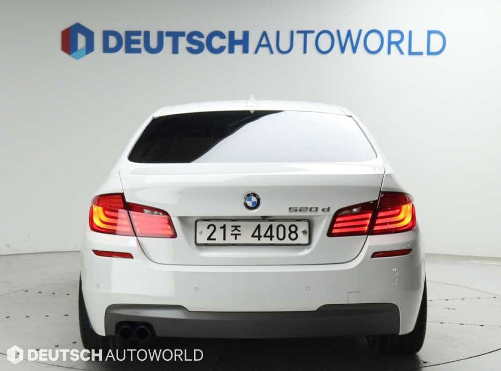 BMW 5시리즈 520d 사진 4