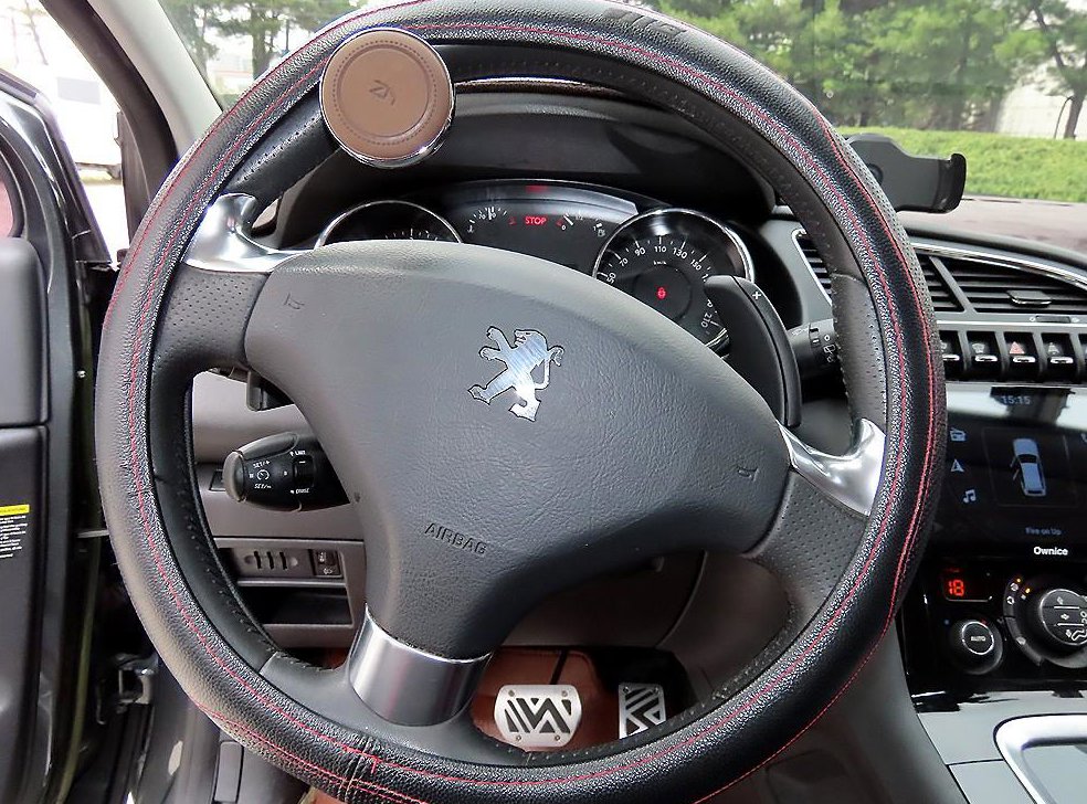 푸조 3008 1.6 e-HDI Eco-Turbo 사진 8
