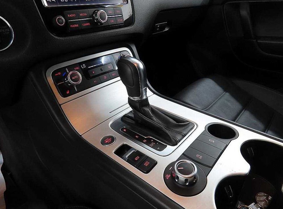 폭스바겐 투아렉 V6 3.0 TDI 블루모션 사진 10