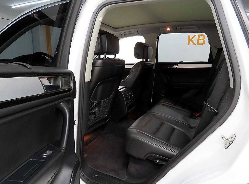 폭스바겐 투아렉 V6 3.0 TDI 블루모션 사진 7