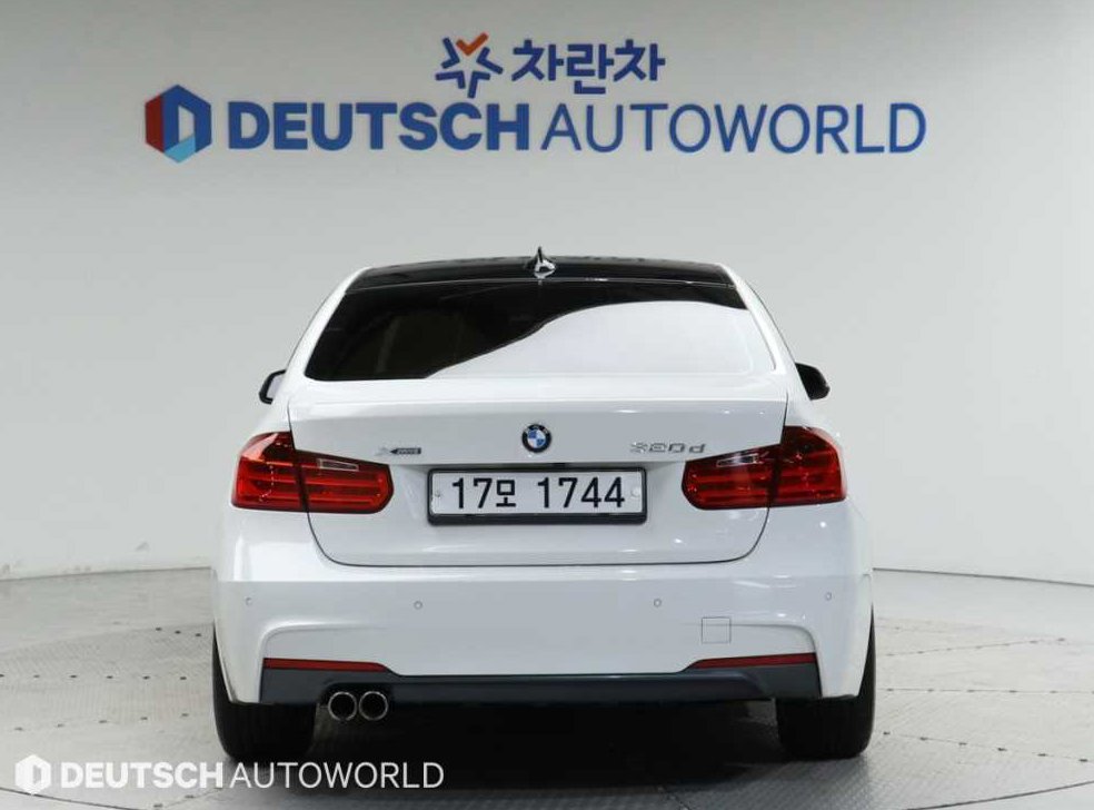 BMW 3시리즈 320d xDrive 사진 4