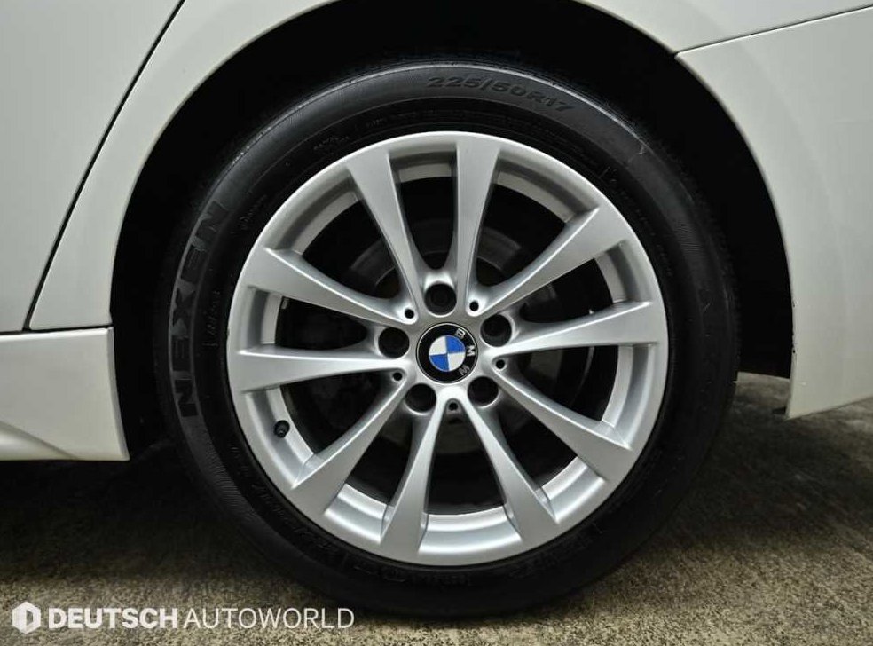 BMW 3시리즈 320d xDrive 사진 5