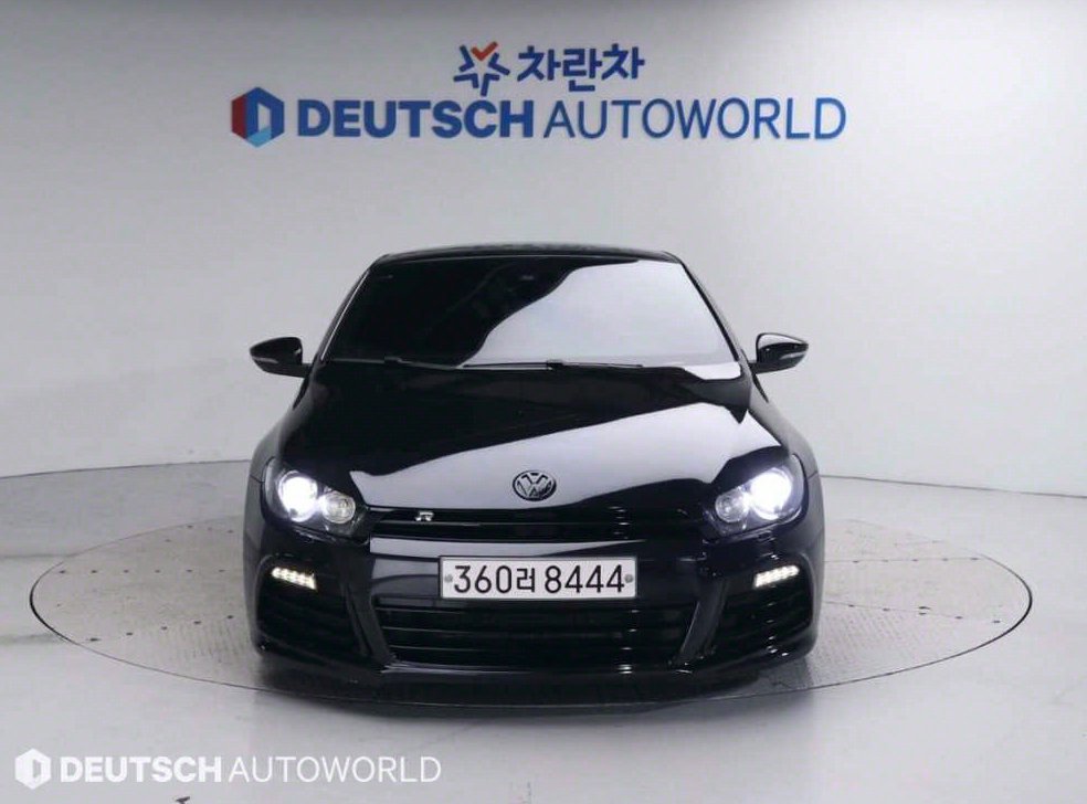 폭스바겐 시로코 2.0 TSI R 사진 3