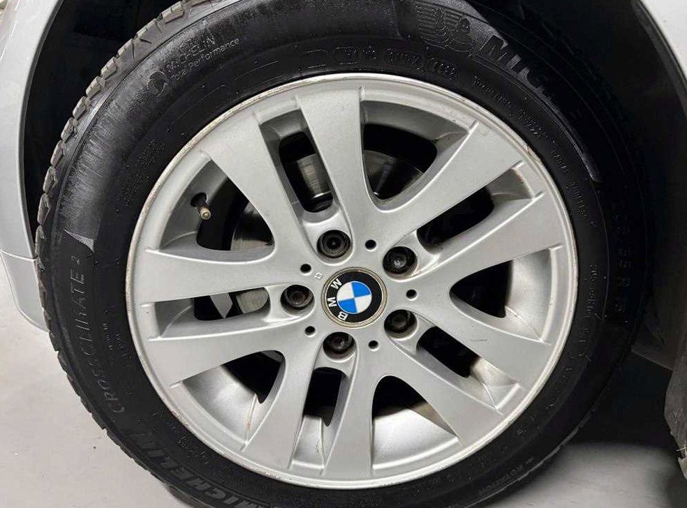 BMW 3시리즈 320i 세단 사진 5