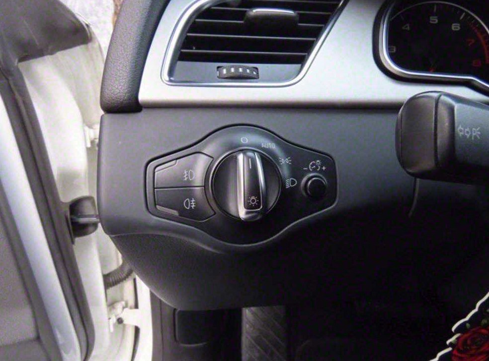 아우디 A5 2.0 TFSI 콰트로 카브리올레 사진 11