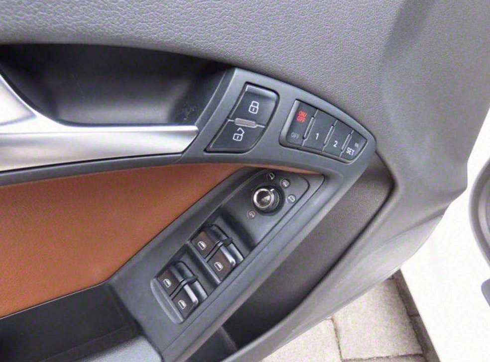 아우디 A5 2.0 TFSI 콰트로 카브리올레 사진 12