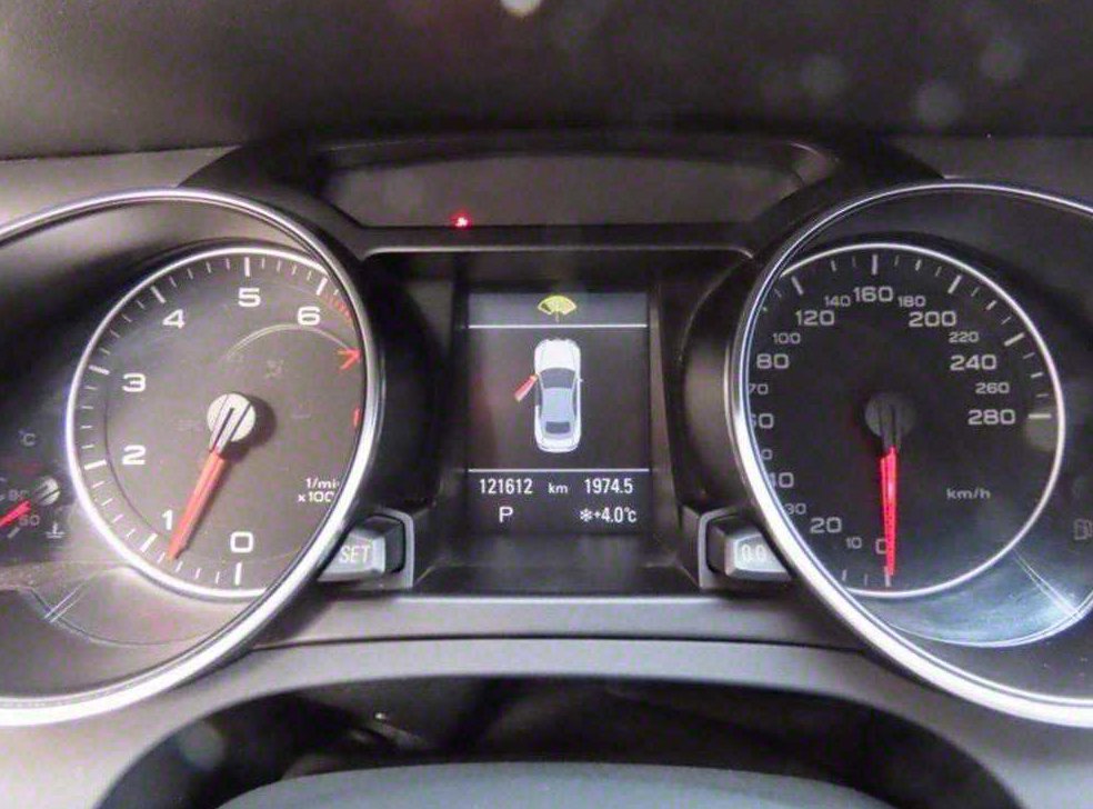아우디 A5 2.0 TFSI 콰트로 카브리올레 사진 5