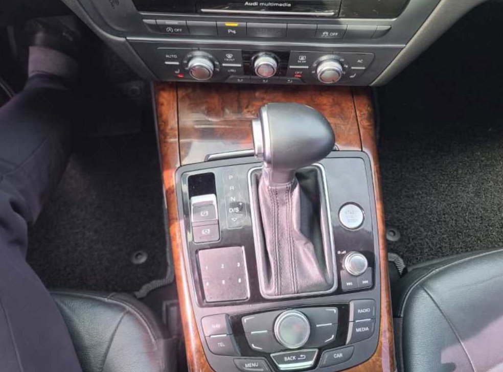 아우디 A6 3.0 TDI 콰트로 사진 16