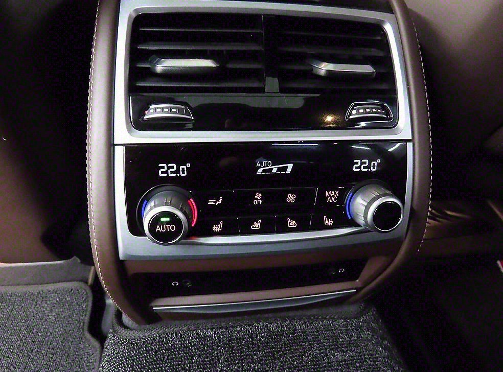 BMW 7시리즈 M760Li xDrive 사진 14