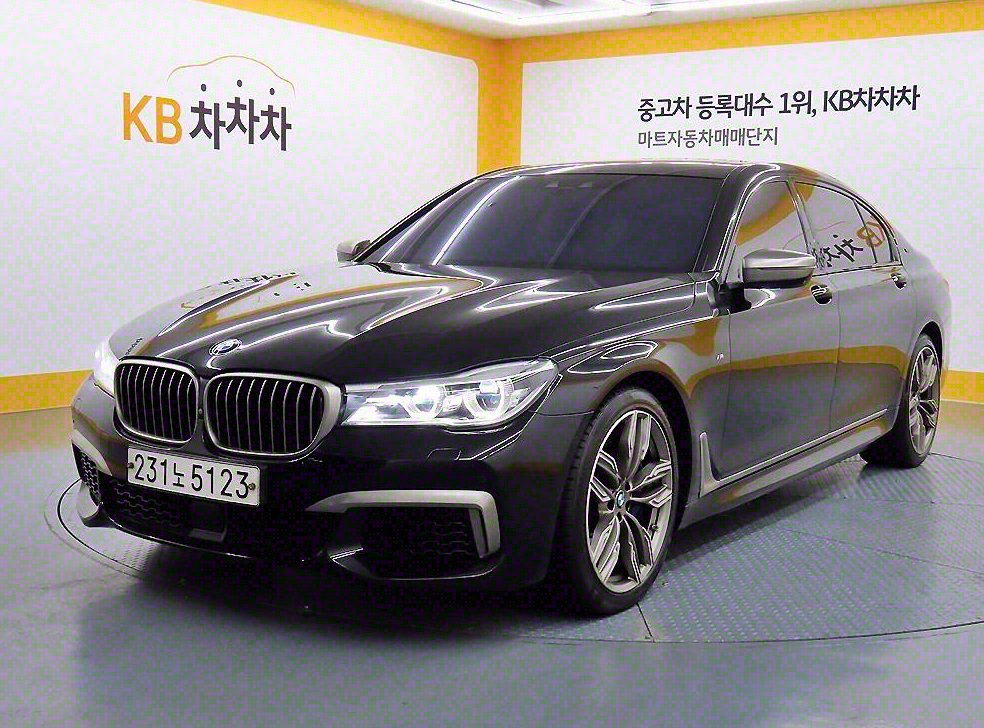 BMW 7시리즈 M760Li xDrive 사진 2