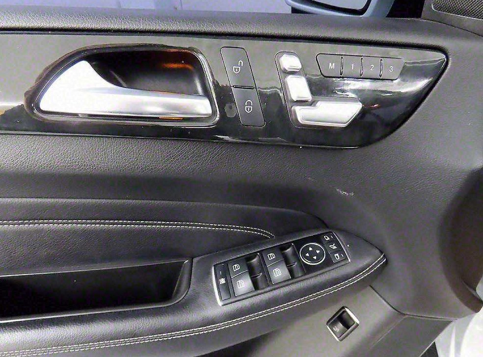 벤츠 M 클래스 ML350 블루텍 4매틱 사진 10