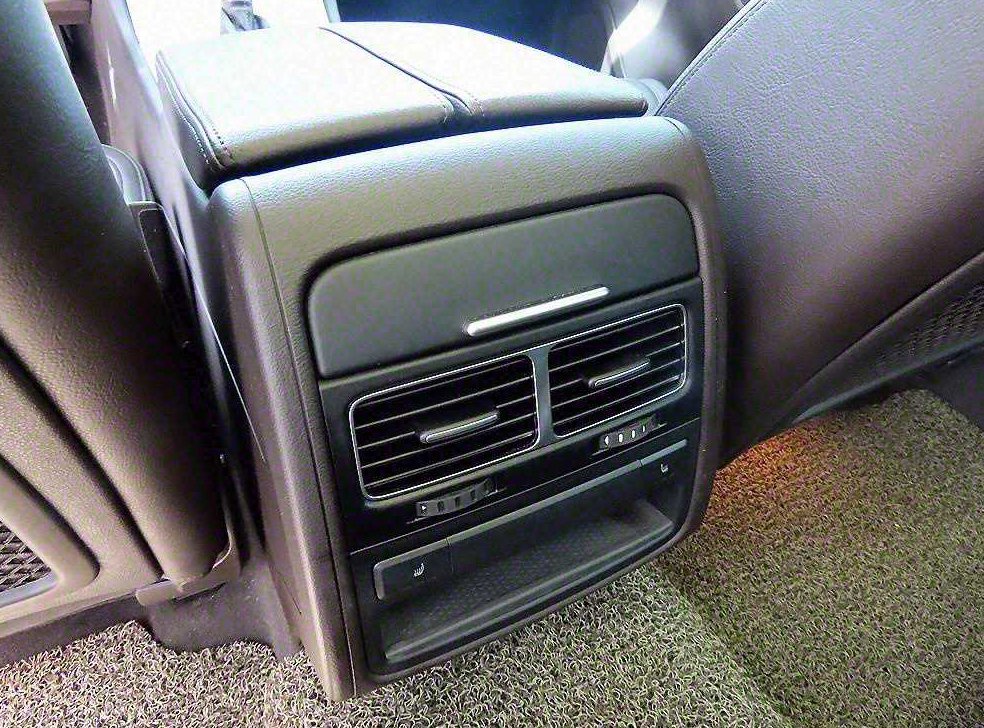 폭스바겐 투아렉 V6 3.0 TDI 블루모션 사진 15