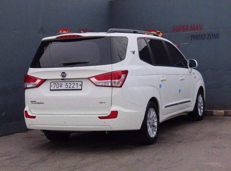 KG모빌리티(쌍용)  코란도 4WD GT 사진 4