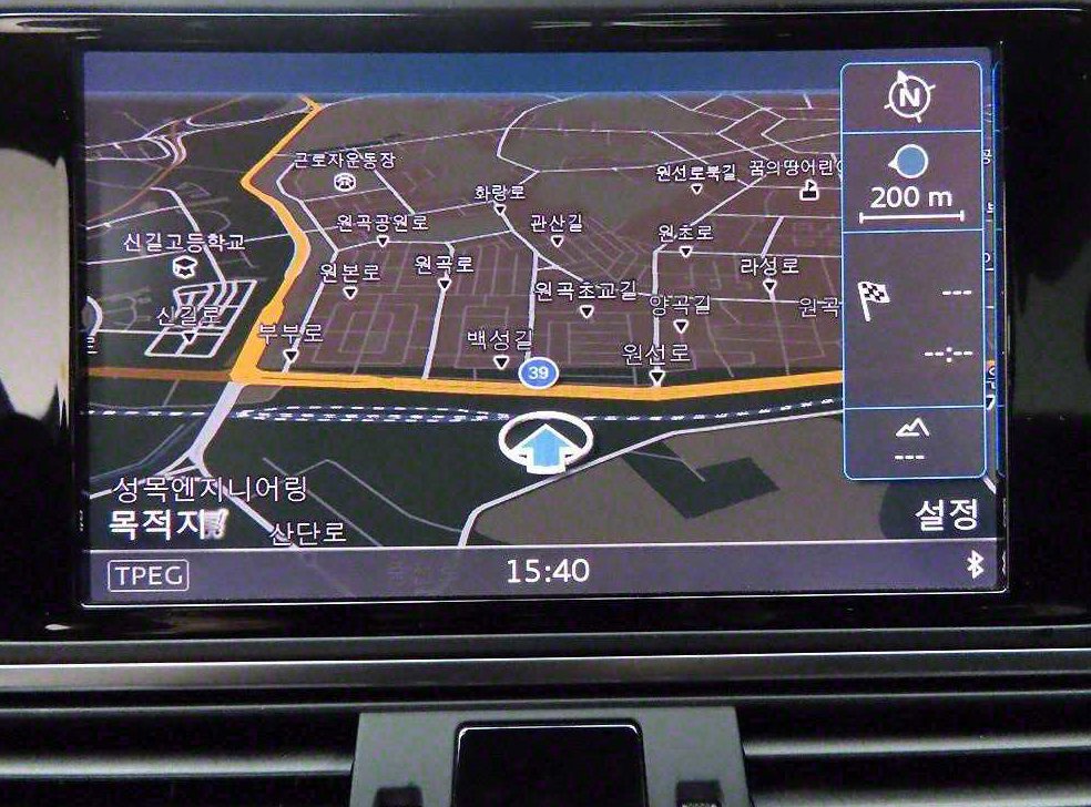 아우디 A6 40 TFSI 콰트로 사진 14