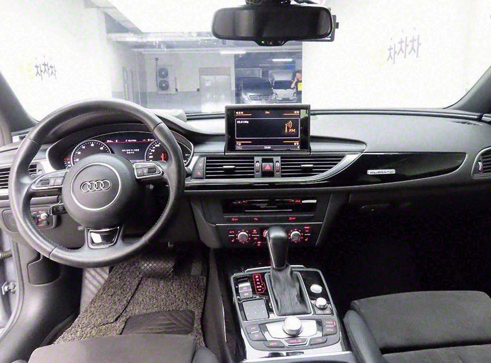 아우디 A6 40 TFSI 콰트로 사진 7