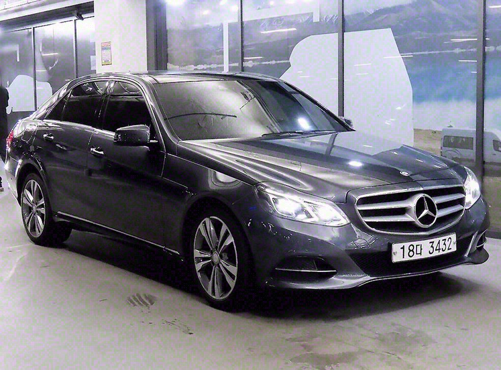 벤츠 E 클래스 E300 4MATIC 아방가르드