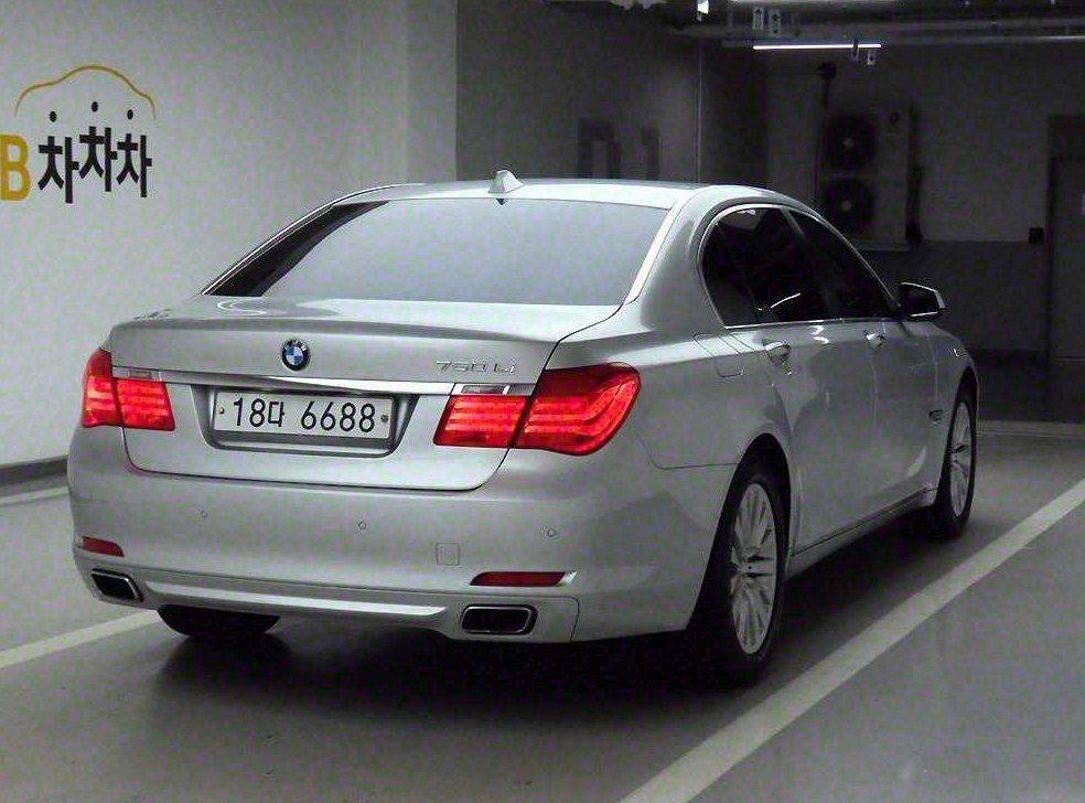 BMW 7시리즈 740 사진 4