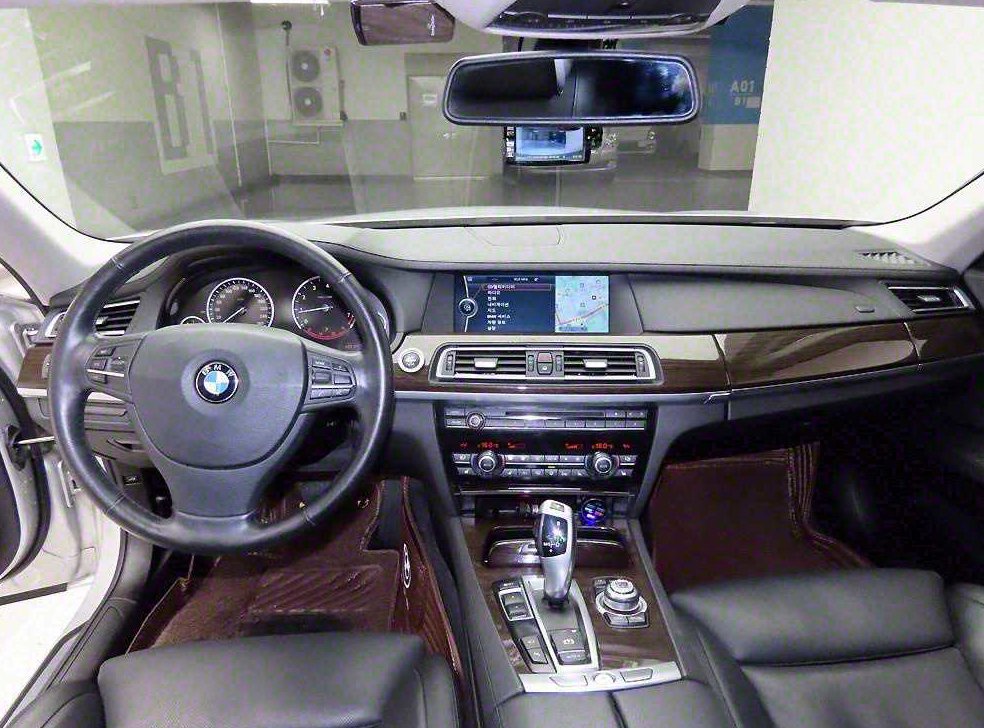 BMW 7시리즈 740 사진 7