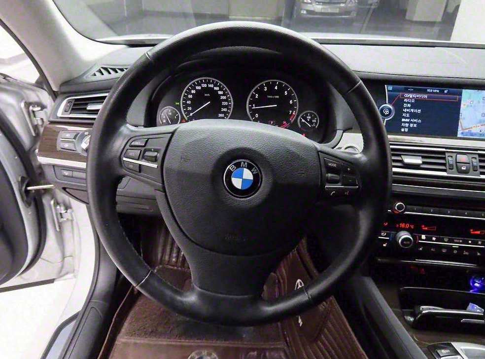 BMW 7시리즈 740 사진 8
