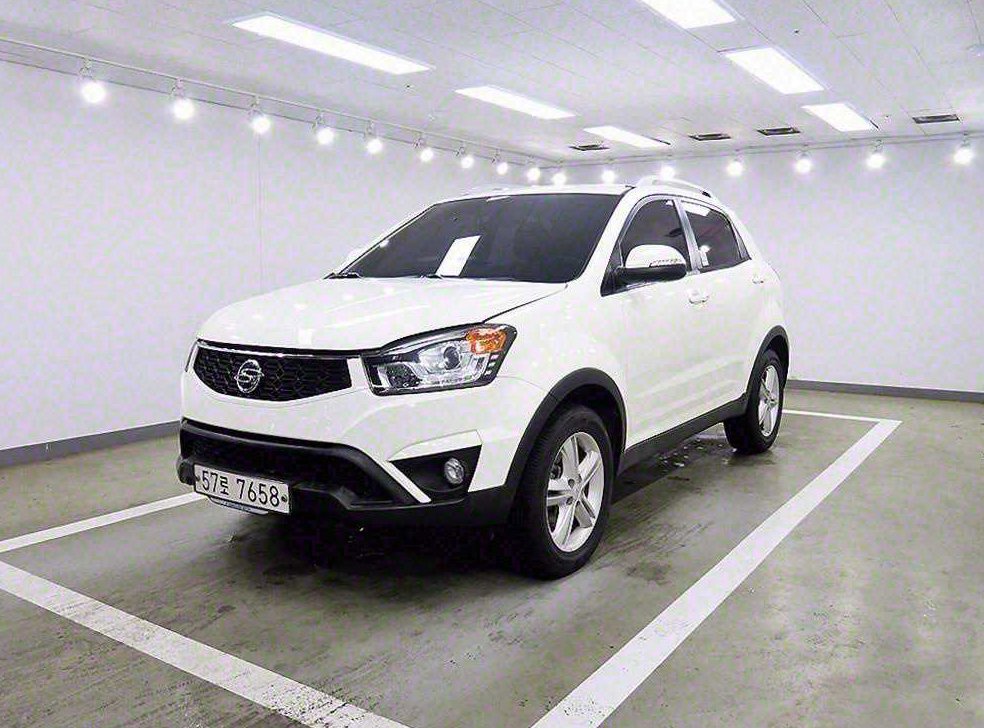 KG모빌리티(쌍용)  코란도 2WD 2.0 RX 사진 2