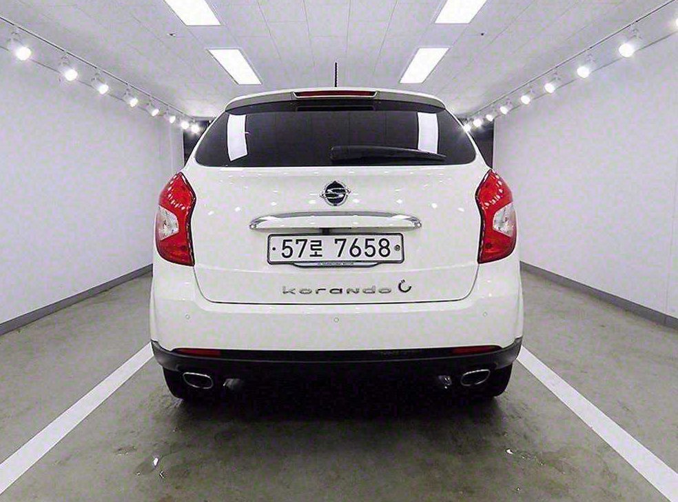 KG모빌리티(쌍용)  코란도 2WD 2.0 RX 사진 3