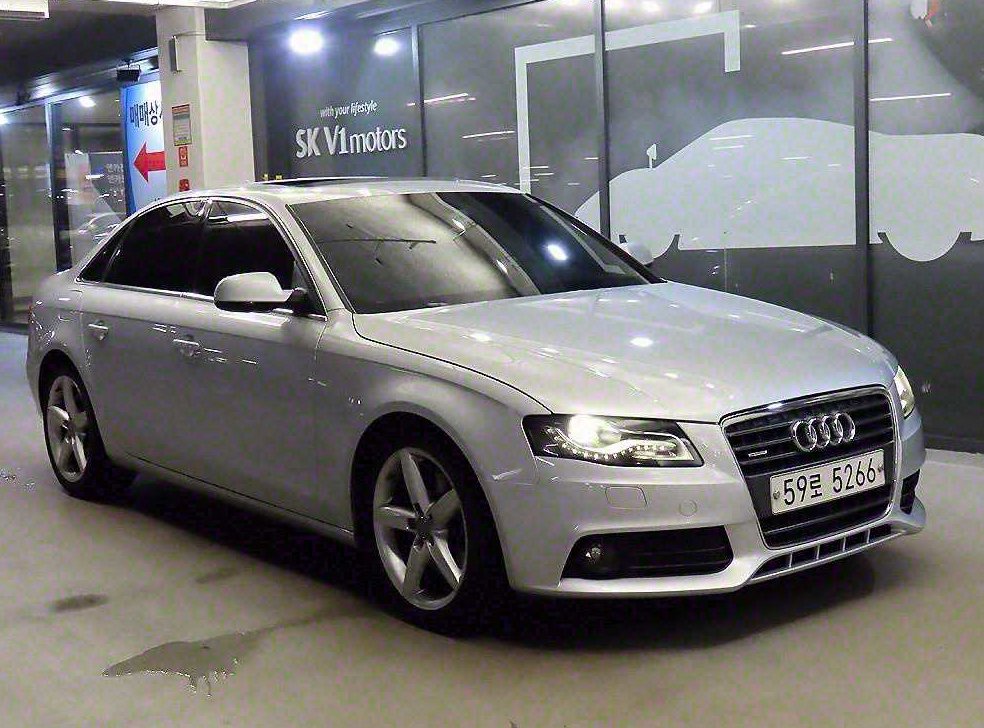 아우디 A4 2.0 TFSI 콰트로
