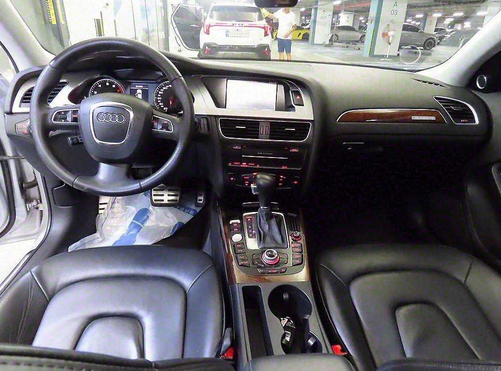 아우디 A4 2.0 TFSI 콰트로 사진 10