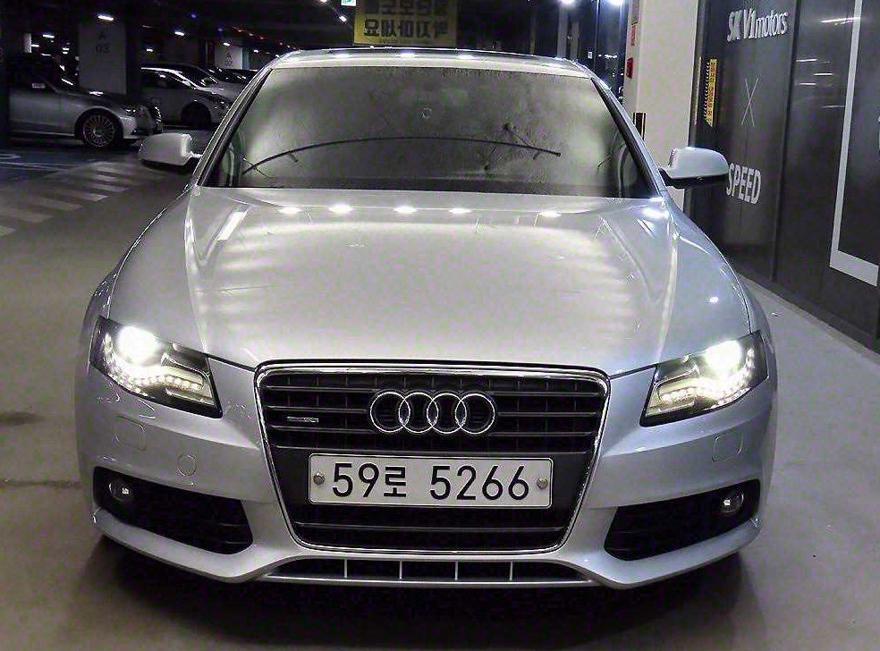 아우디 A4 2.0 TFSI 콰트로 사진 2