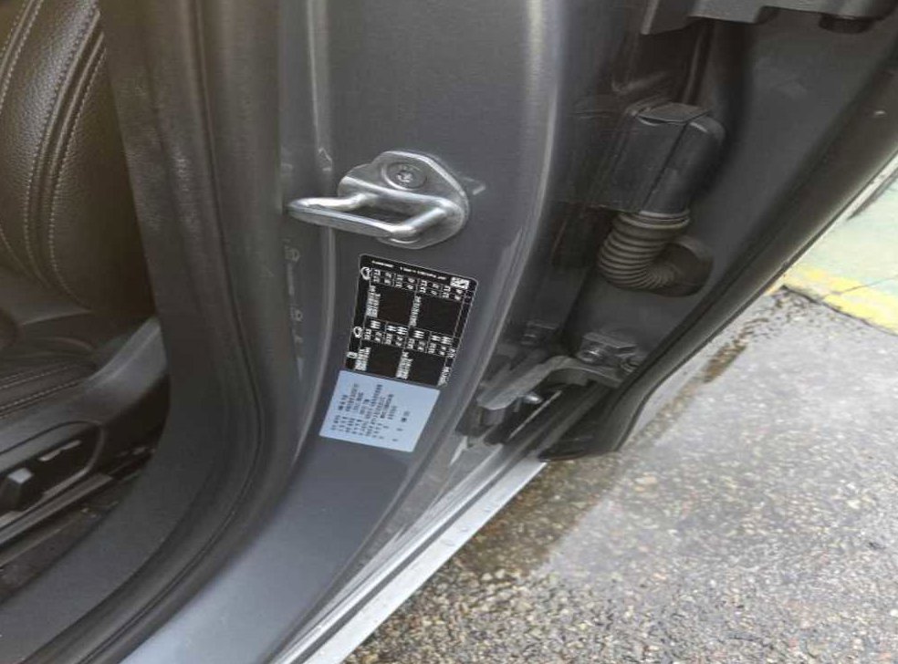 BMW 1시리즈 120i 어드밴티지 사진 16