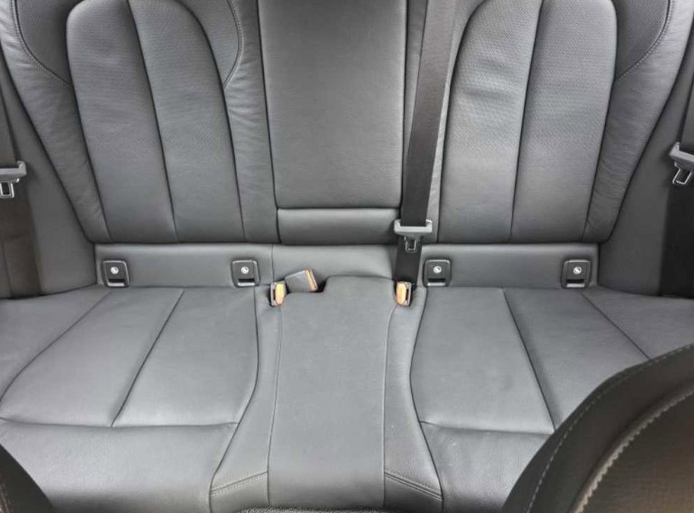 BMW 1시리즈 120i 어드밴티지 사진 9