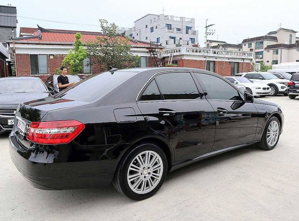 벤츠 E 클래스 E200 CGI 사진 4