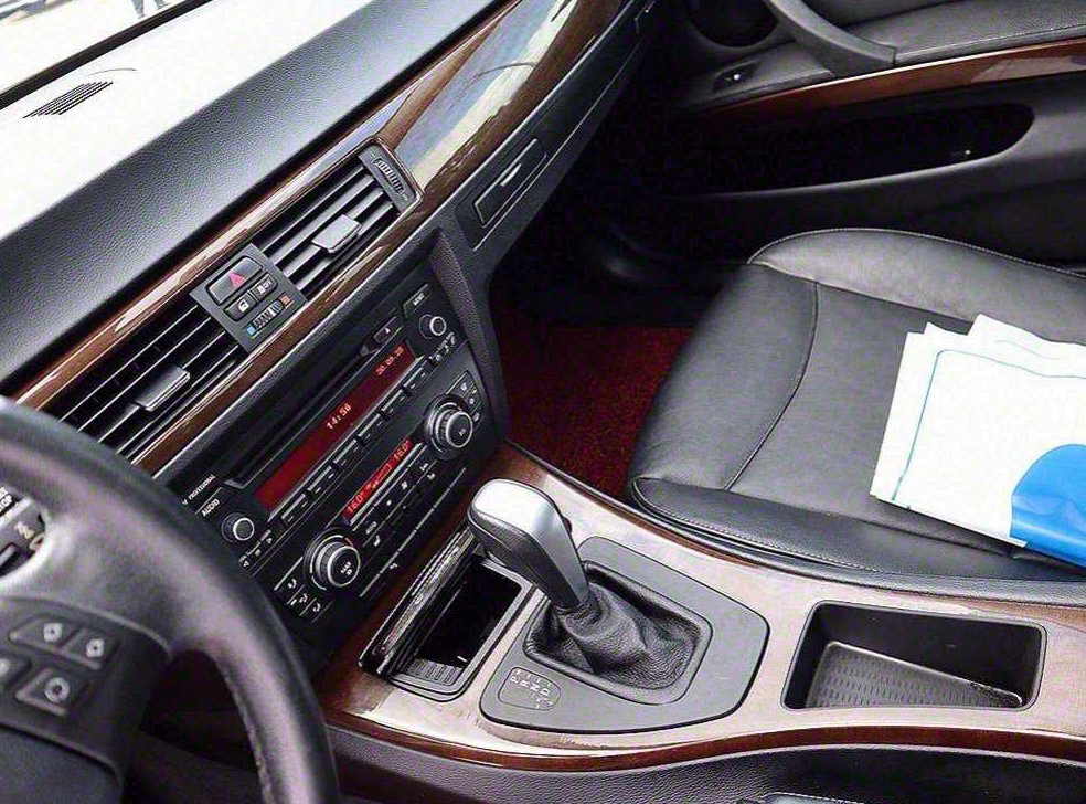 BMW 3시리즈 320i 세단 사진 10