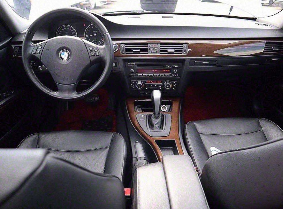 BMW 3시리즈 320i 세단 사진 5