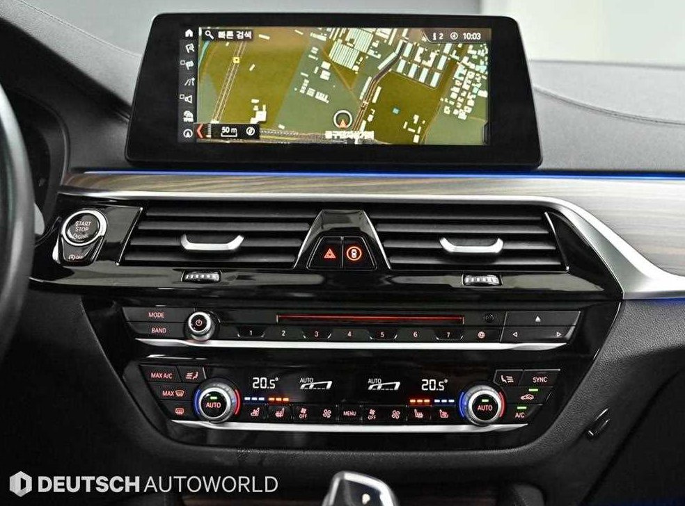 BMW 5시리즈 530i 럭셔리 플러스 사진 12