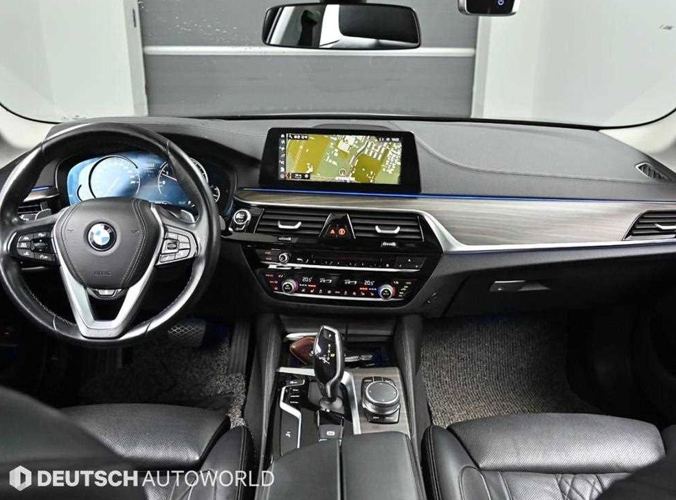 BMW 5시리즈 530i 럭셔리 플러스 사진 5
