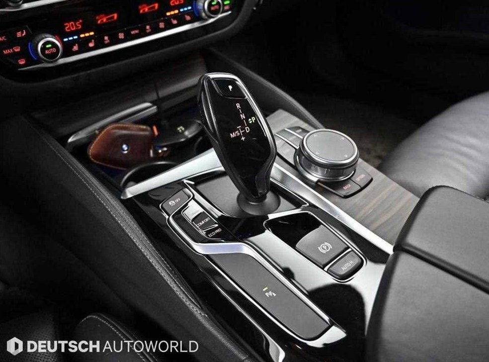 BMW 5시리즈 530i 럭셔리 플러스 사진 7