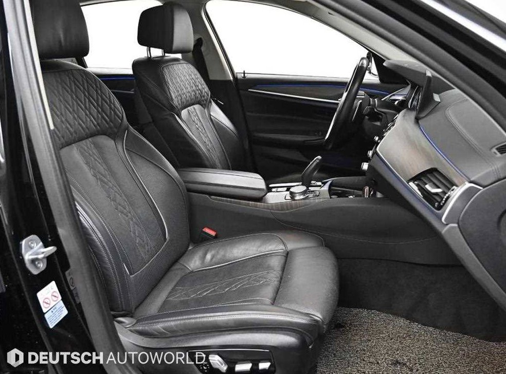 BMW 5시리즈 530i 럭셔리 플러스 사진 8