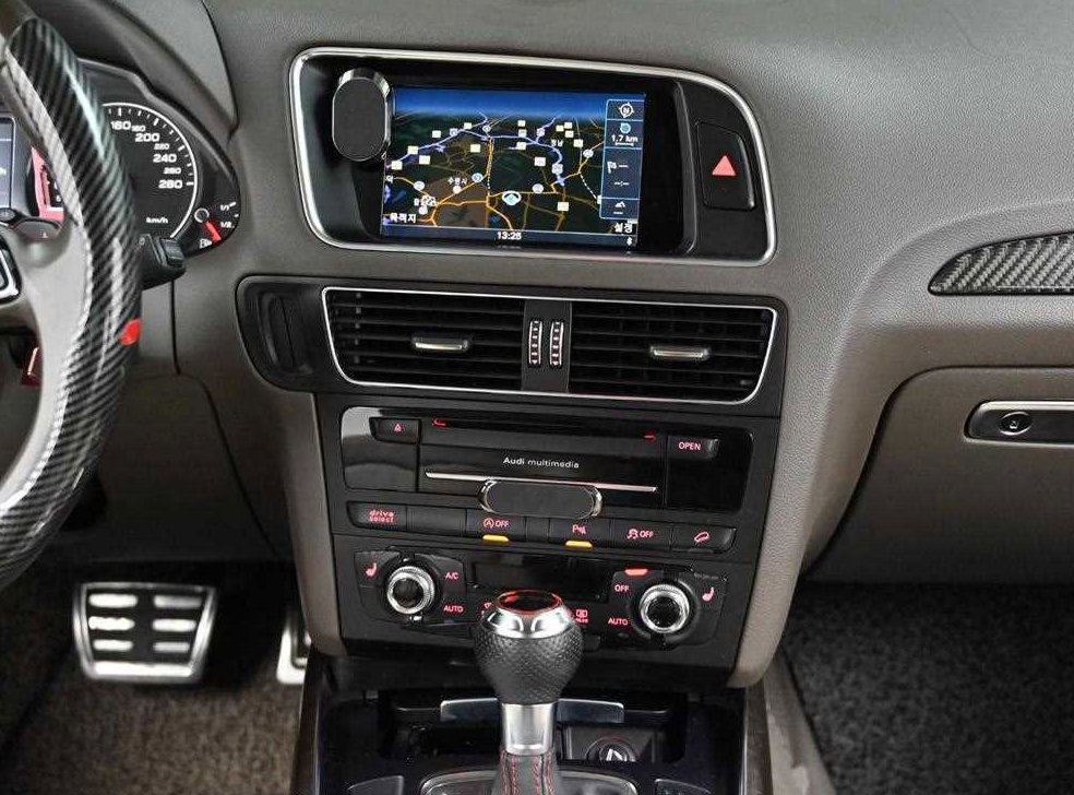 아우디 Q5 45 TDI 콰트로 사진 16