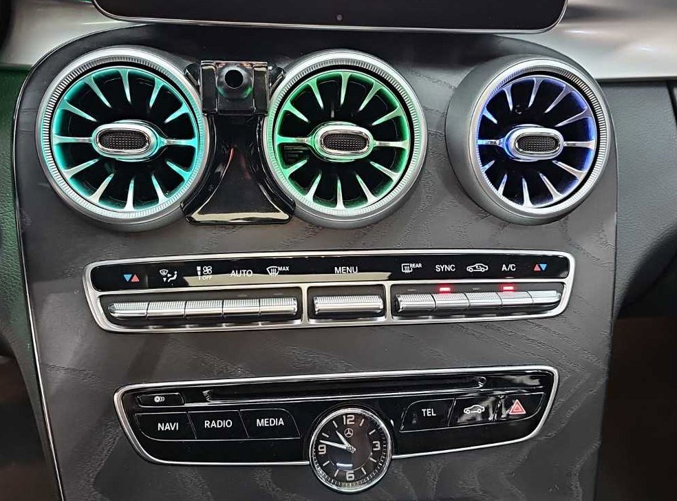벤츠 C 클래스 C200 AMG LINE 사진 10