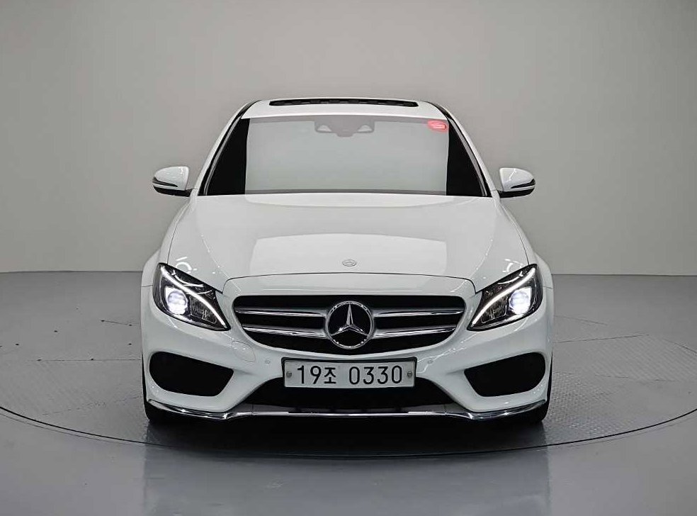 벤츠 C 클래스 C200 AMG LINE 사진 2
