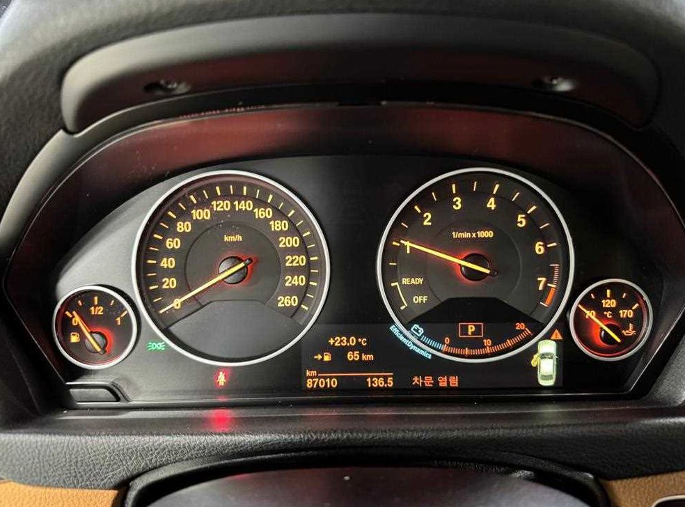 BMW 3시리즈 320i 럭셔리 사진 7