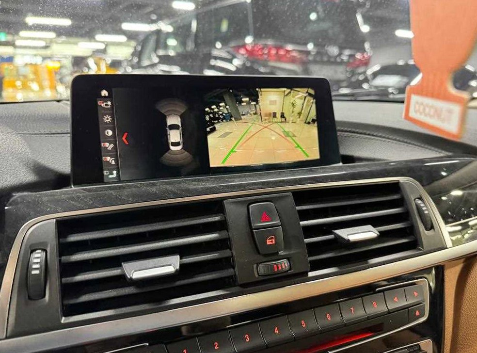 BMW 3시리즈 320i 럭셔리 사진 8