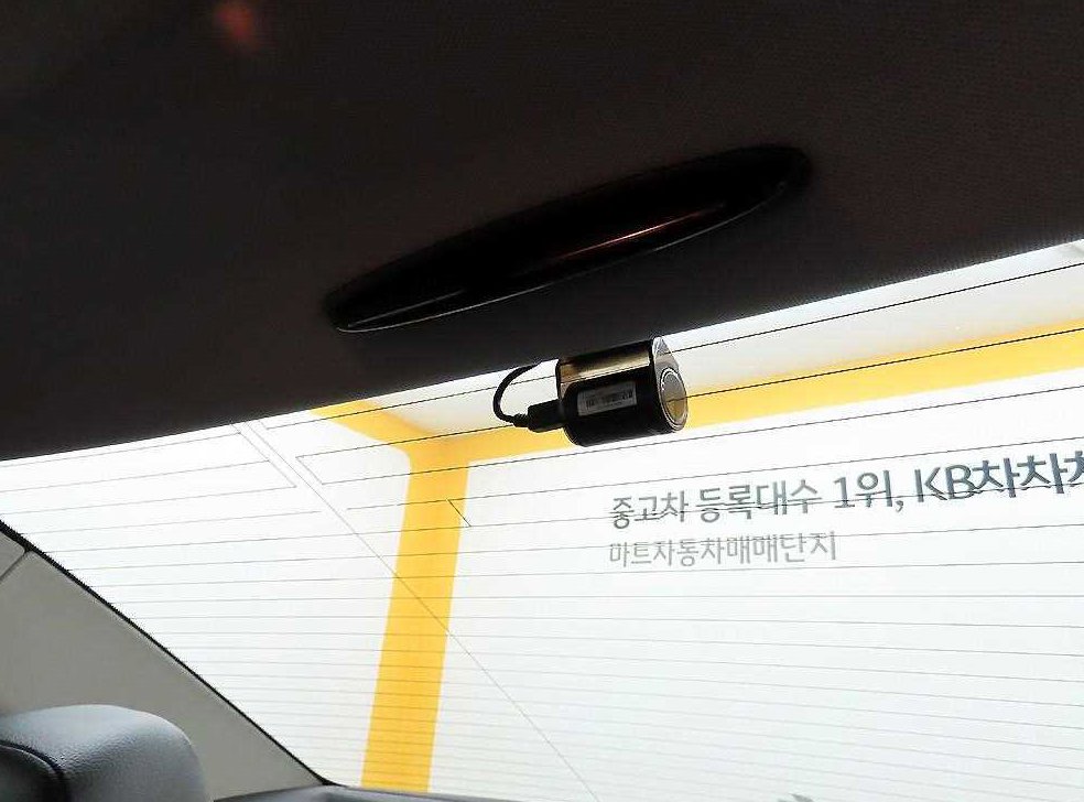 벤츠 C 클래스 C200 CGI 아방가르드 사진 17