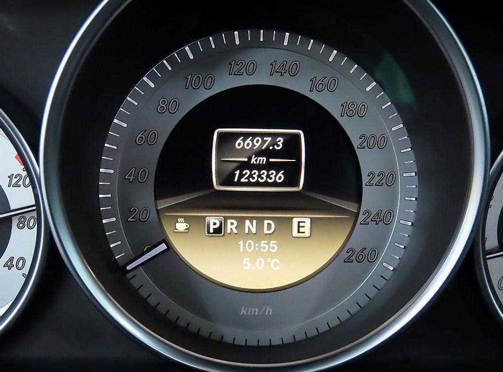 벤츠 C 클래스 C200 CGI 아방가르드 사진 8