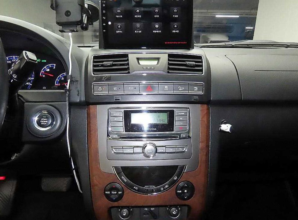 KG모빌리티(쌍용)  렉스턴 2.2 4WD RX7 사진 13